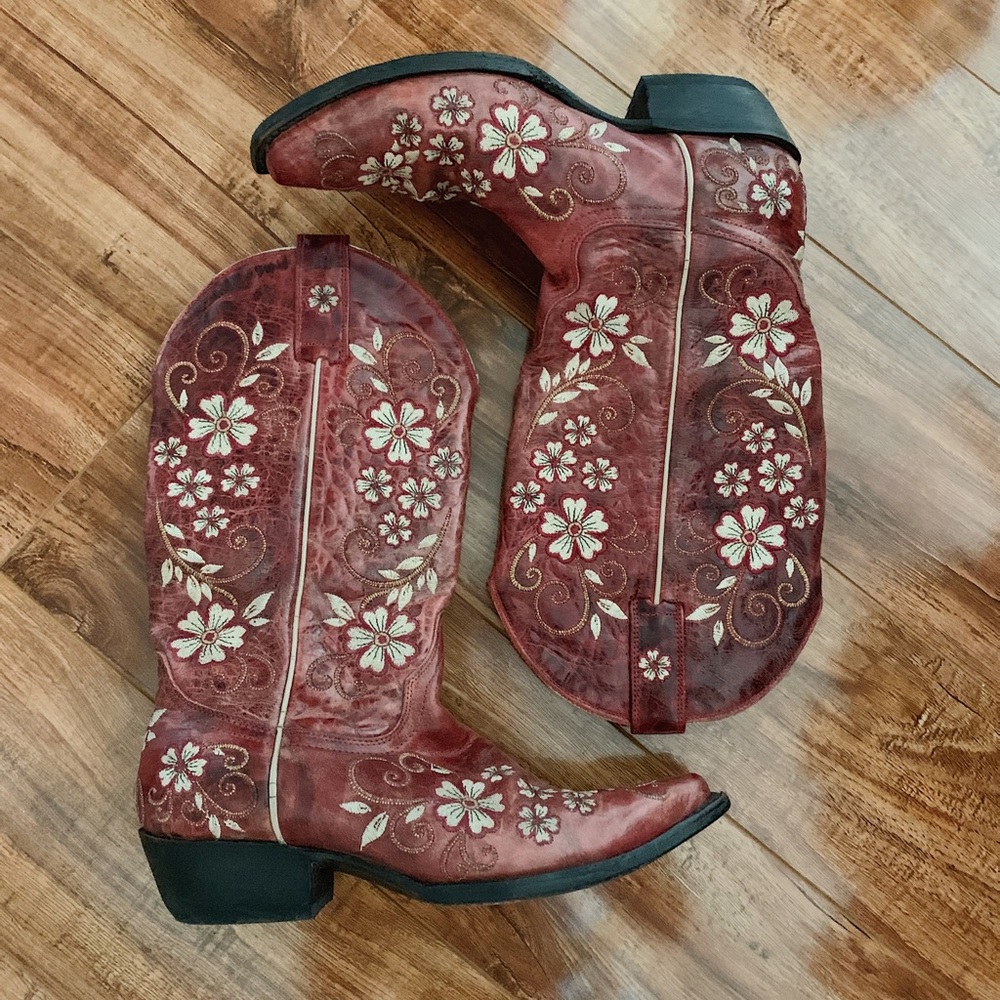 Shyanne Cowgirl Boots
